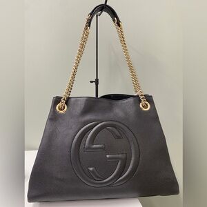 Gucci Black Leather Shoulder Bag with Gold Chain